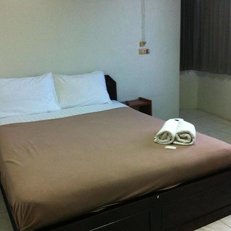 Diamond Mansion & Guesthouse Surat Thani Exterior photo